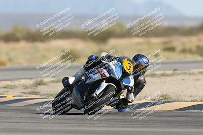 media/Oct-04-2025-CVMA (Sat) [[408bcdd6e4]]/Race 13-Amateur Supersport Open/